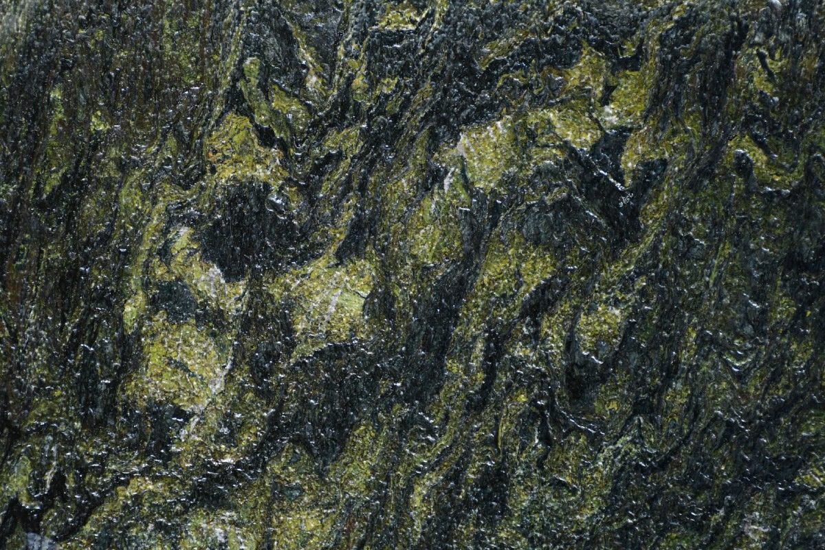 JUNGLE GREEN GRANITE
